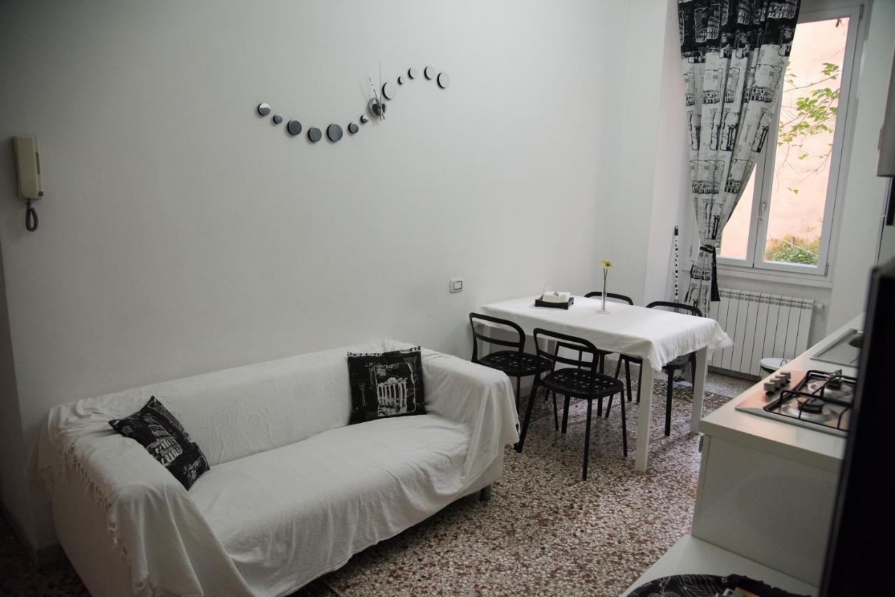 Beautiful And Spacious Apartment Next To Termini 10 Minutes From Coliseum Εξωτερικό φωτογραφία